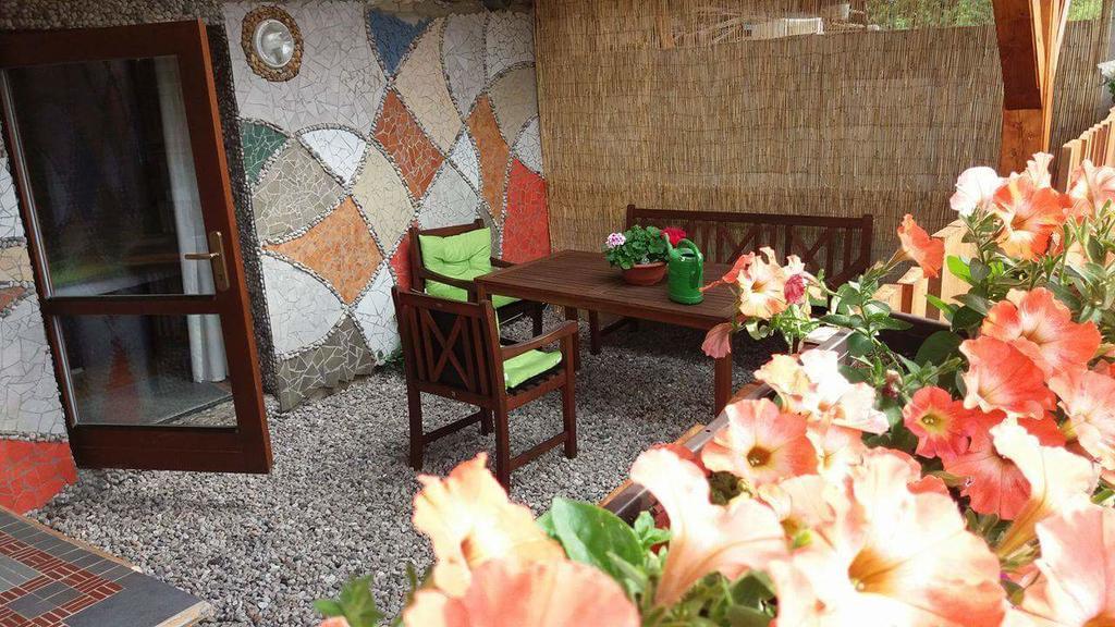Apartmany Sharka -Sarka Justrova ジェチーン エクステリア 写真