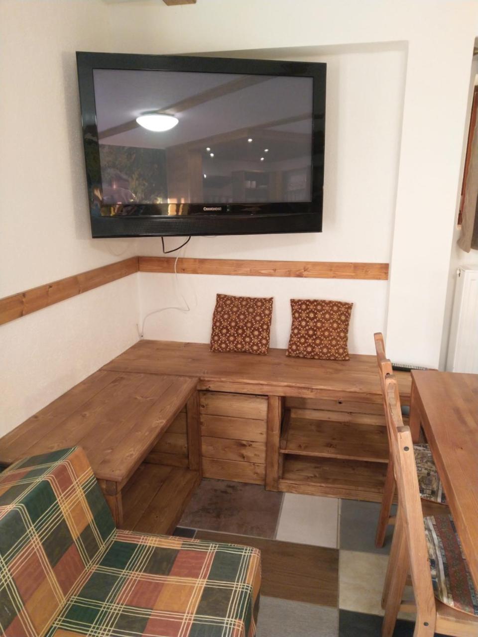 Apartmany Sharka -Sarka Justrova ジェチーン エクステリア 写真